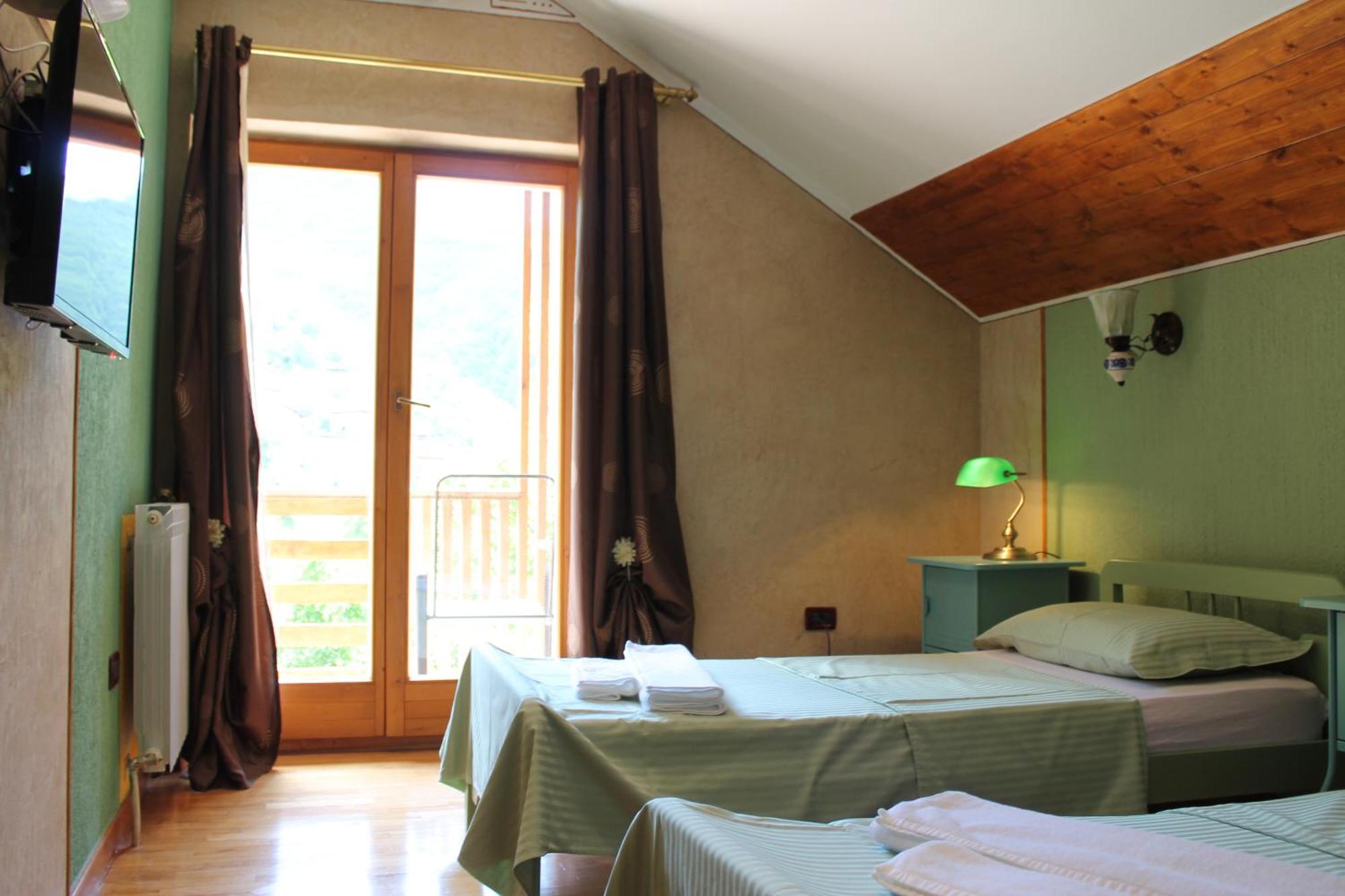 Hotel Tutto Galicnik الغرفة الصورة